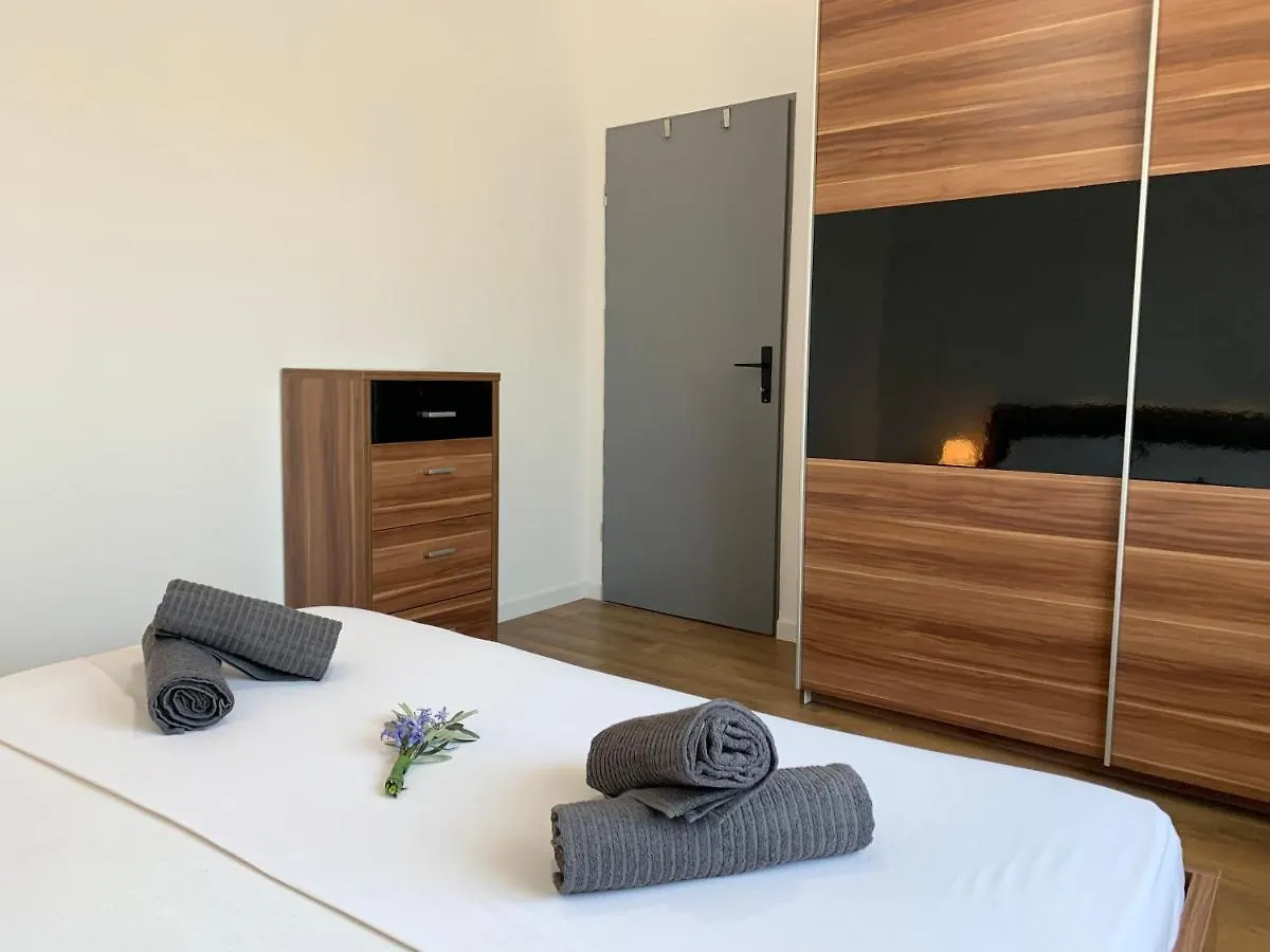 Larus Apartment Kaštel Lukšić
