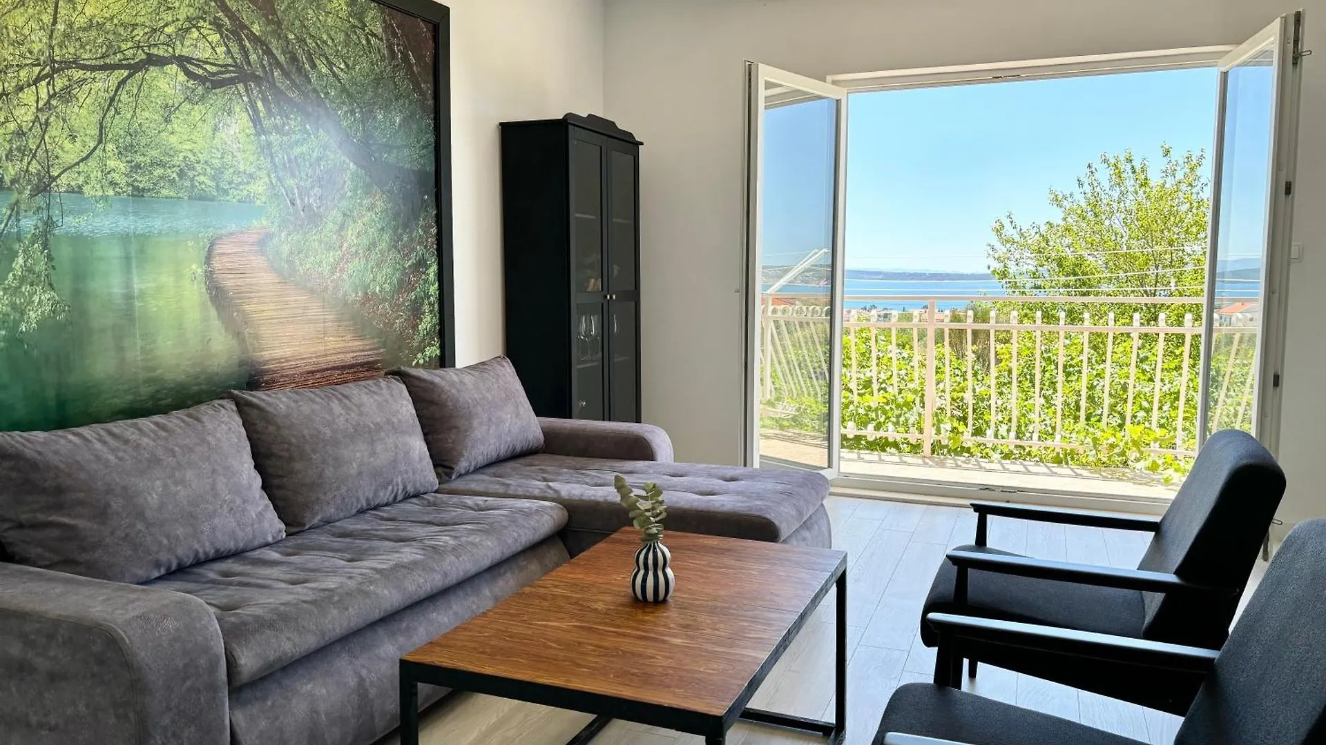 Larus Apartment Kastel Luksic